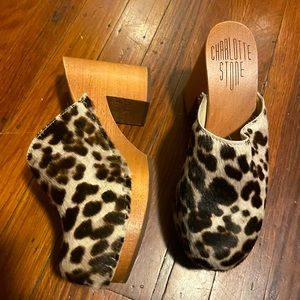 Charlotte Stone clogs